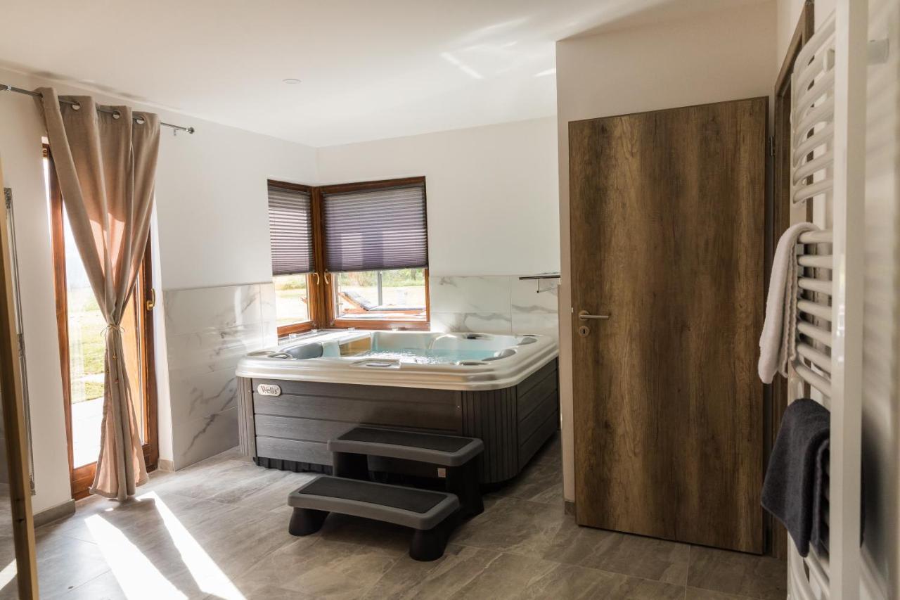 Senjska Villa جوسيبدول المظهر الخارجي الصورة